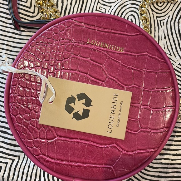 Louenhide magenta croc pattern bag! BRAN NEW Absolutely gorgeous! - Picture 6 of 7